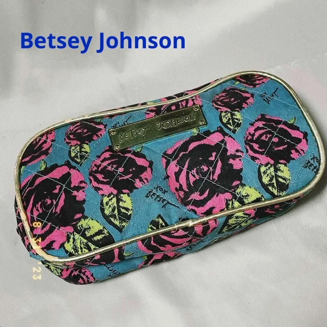 BETSEY JOHNSON(ベッツィジョンソン)のBetsey Johnson 薔薇 花柄 ポーチ レディースのファッション小物(ポーチ)の商品写真