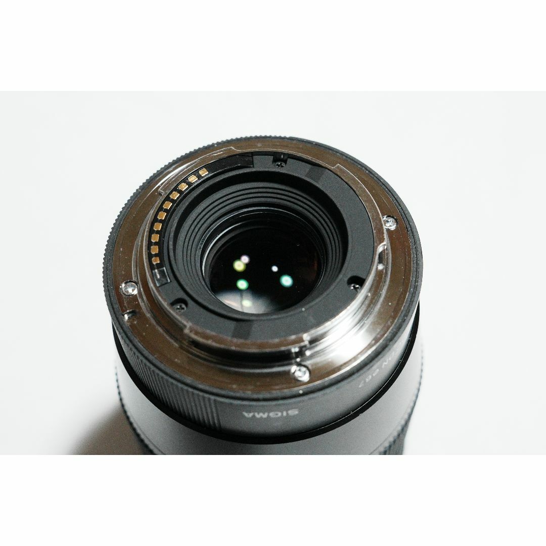 SONY(ソニー)のSigma 16mm f1.4 dc dn Sony Eマウント スマホ/家電/カメラのカメラ(レンズ(単焦点))の商品写真