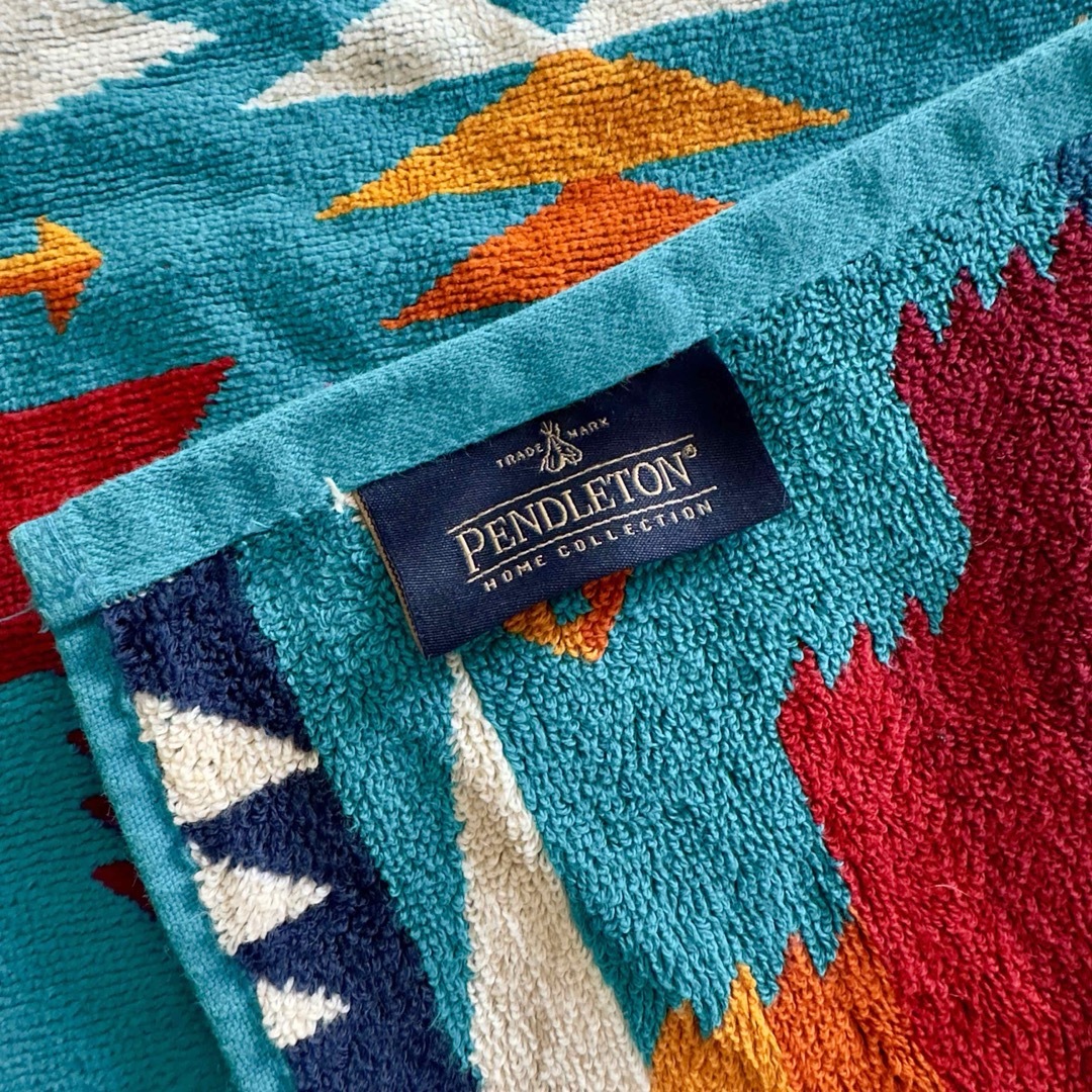 PENDLETON(ペンドルトン)のペンドルトン XB233 オーバーサイズ ブランケット スポーツ/アウトドアのアウトドア(寝袋/寝具)の商品写真