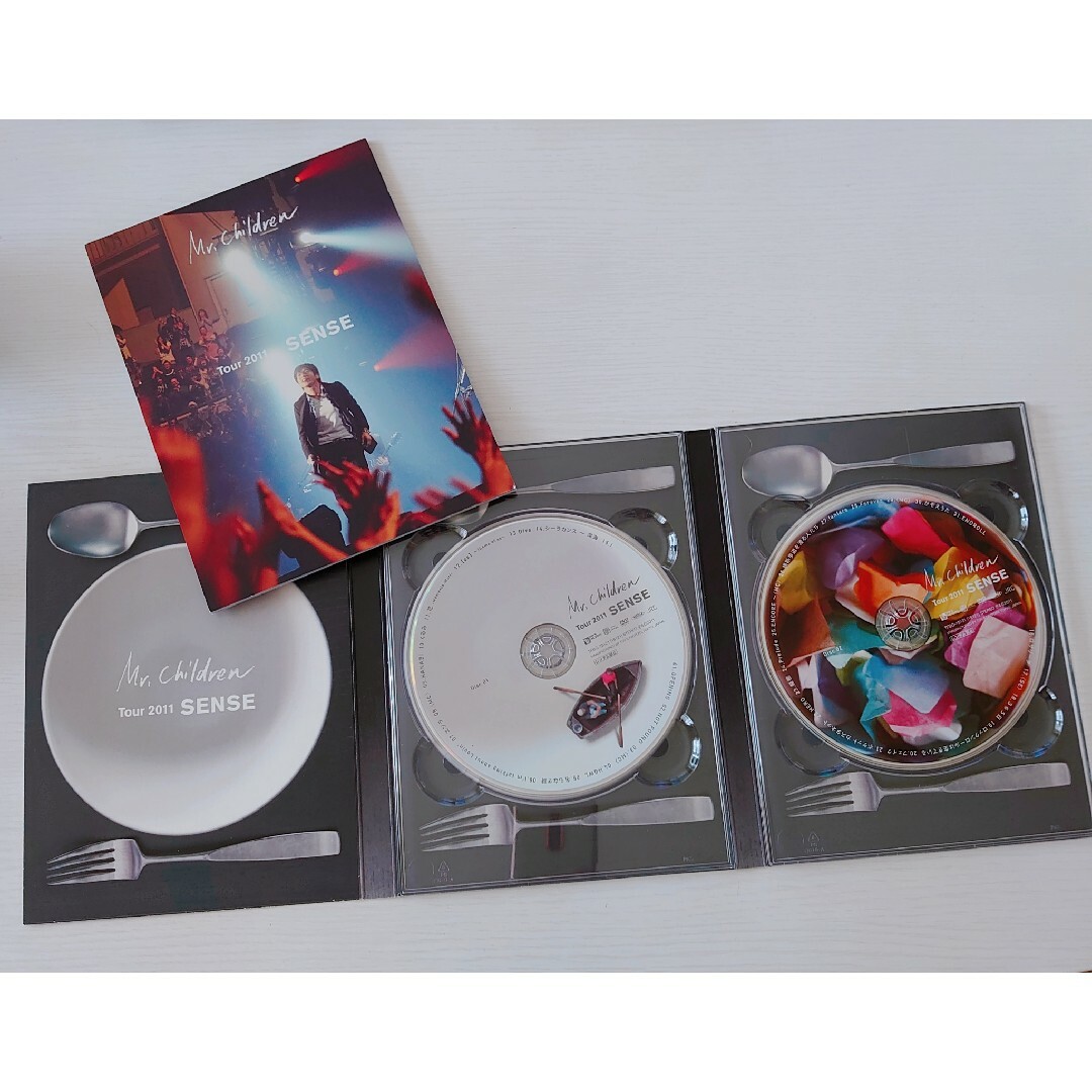 ミスターチルドレン SENSE ツアー2011 DVD エンタメ/ホビーのDVD/ブルーレイ(ミュージック)の商品写真