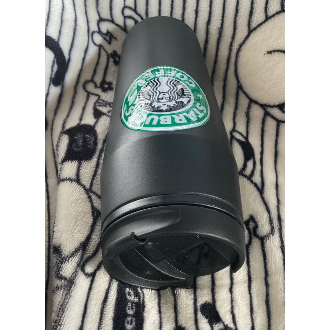 Starbucks Coffee(スターバックスコーヒー)の未使用品♪旧ロゴ スタバ スターバックスコーヒー タンブラー ブラック 470m インテリア/住まい/日用品のキッチン/食器(タンブラー)の商品写真