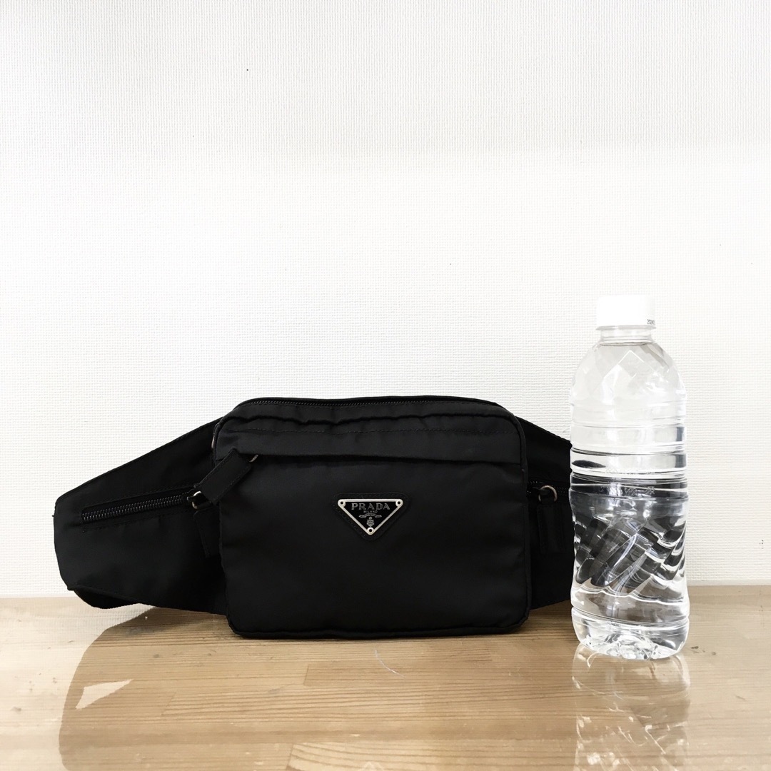 PRADA(プラダ)の☆美品・白タグ付☆PRADA TESSUTO MONTAGN V210 NERO レディースのバッグ(ボディバッグ/ウエストポーチ)の商品写真