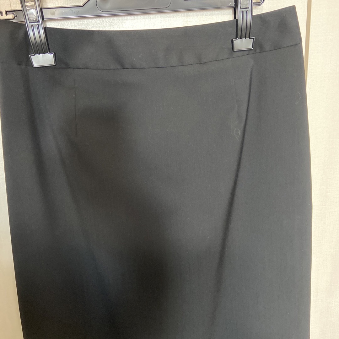 LAUTREAMONT(ロートレアモン)のLAUTREAMONT  ウールストレートスカート レディースのスカート(ひざ丈スカート)の商品写真