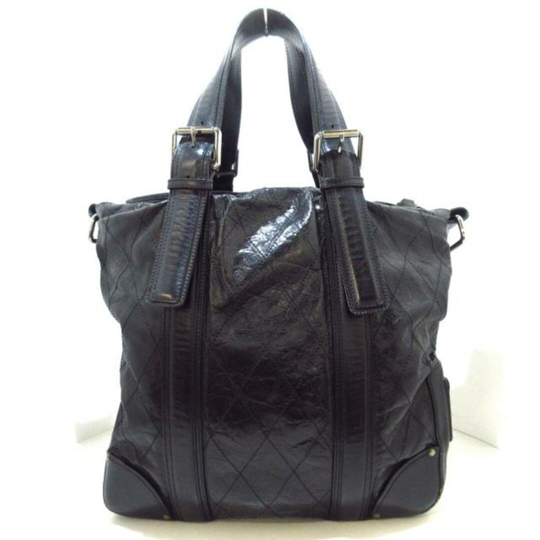 Chloe(クロエ)のChloe(クロエ) トートバッグ - 黒 2012年バレンタイン限定/メンズコレクション/キルティング レザー レディースのバッグ(トートバッグ)の商品写真