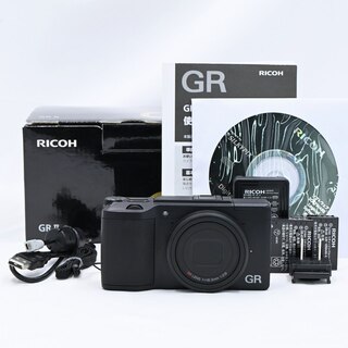 リコー(RICOH)のRICOH GRII APS-CサイズCMOSセンサー(コンパクトデジタルカメラ)