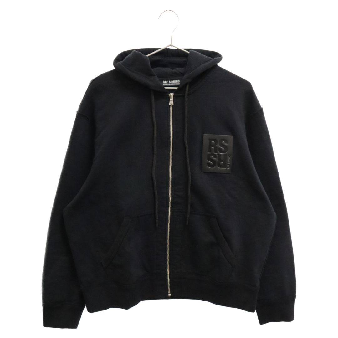 RAF SIMONS(ラフシモンズ)のRAF SIMONS ラフシモンズ 23SS ZIPPED HOODIE WITH RS HAND SIGNS ON SLEEVES 231-191 RSワッペンジップアップパーカー ブラック メンズのトップス(パーカー)の商品写真