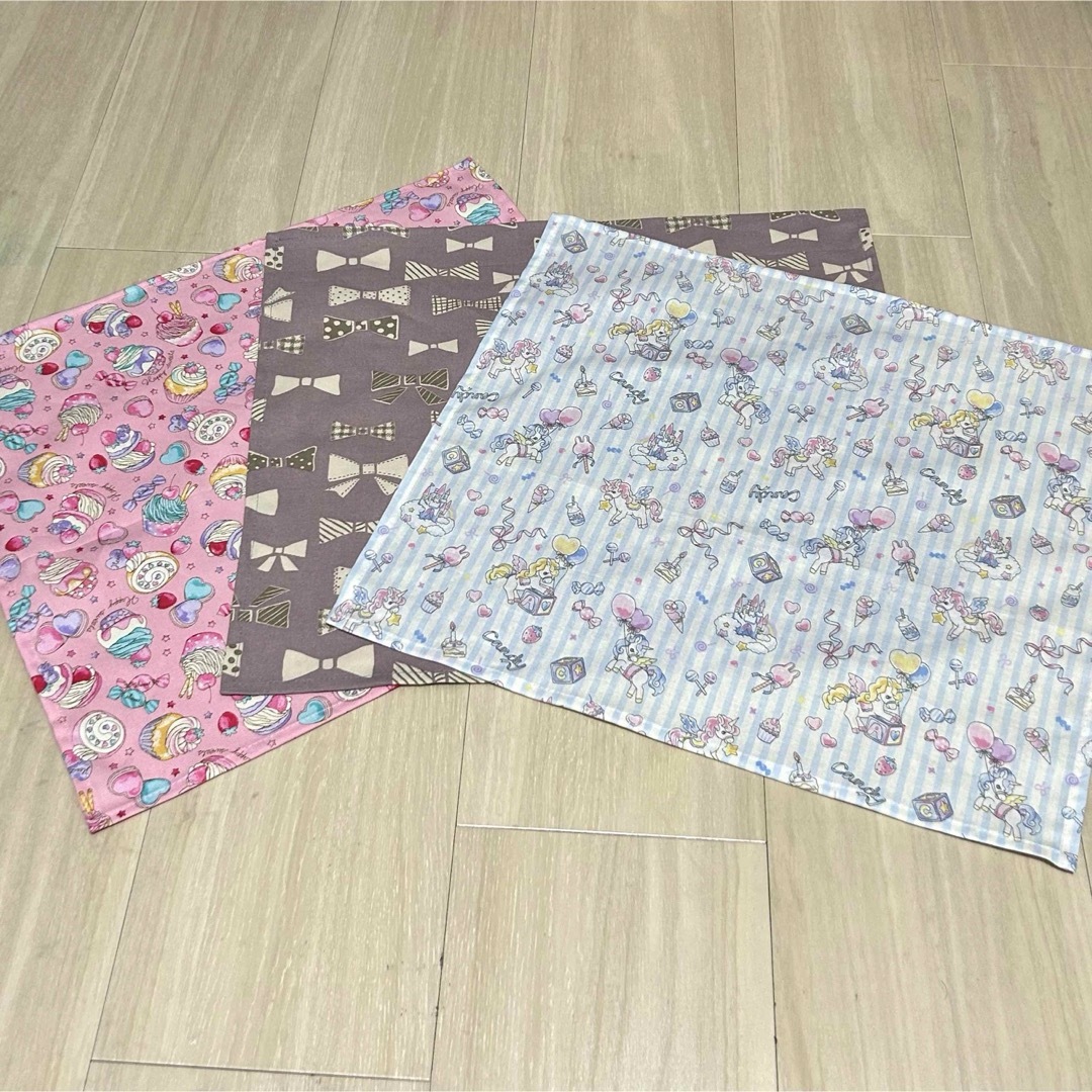 まなまなさまご確認専用(ランチョンマット③) ハンドメイドのキッズ/ベビー(外出用品)の商品写真