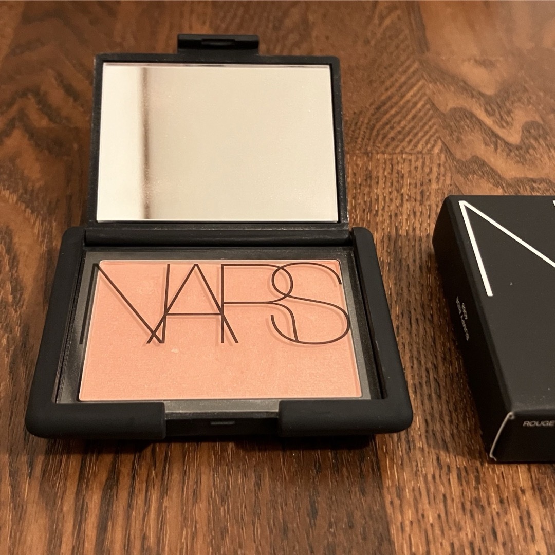 NARS(ナーズ)のNARS ブラッシュ　4068 コスメ/美容のベースメイク/化粧品(チーク)の商品写真