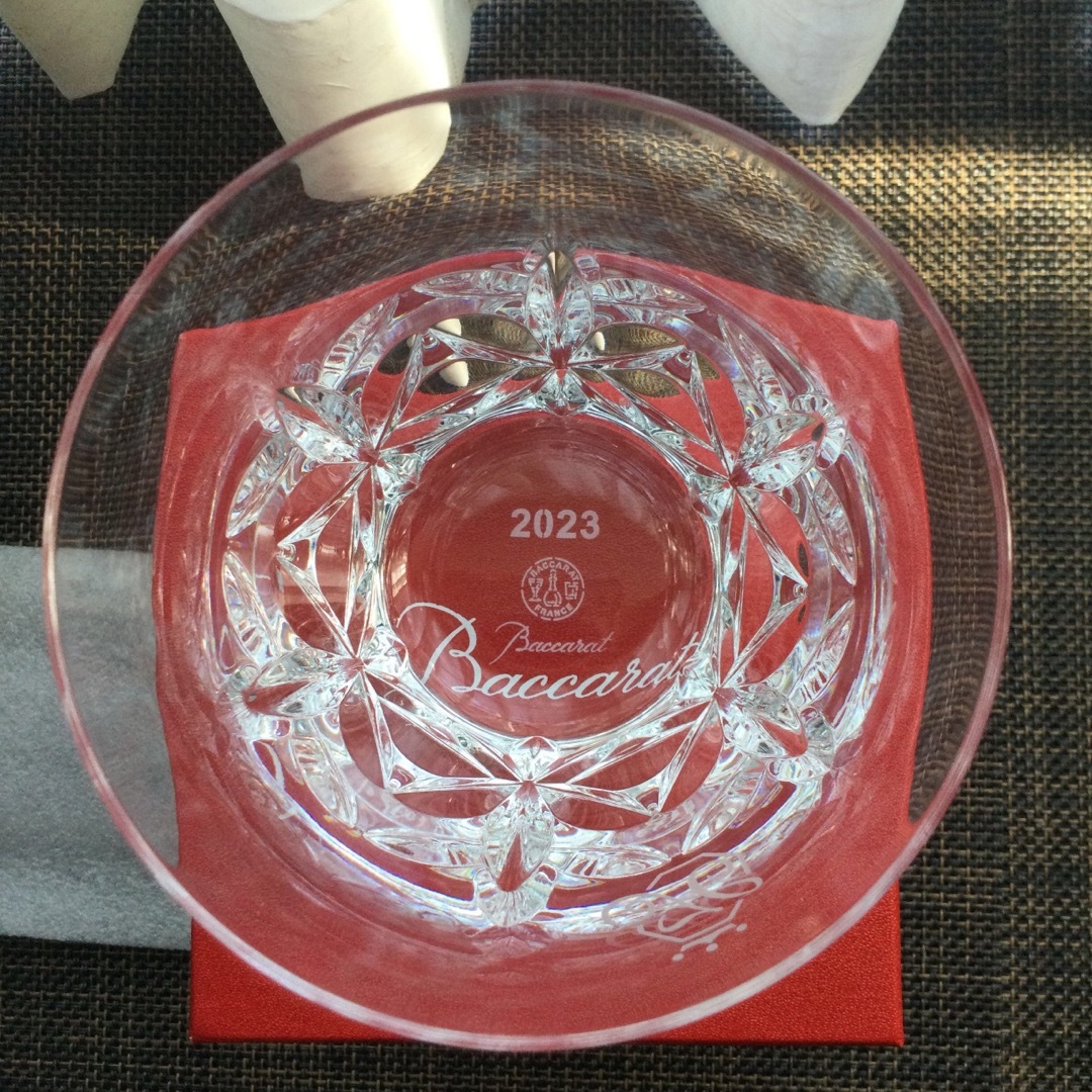 Baccarat(バカラ)のバカラ  2023 エクラ　イニシャル H 入り　ロックグラス インテリア/住まい/日用品のキッチン/食器(グラス/カップ)の商品写真