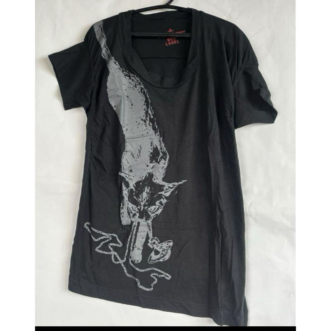 Vivienne Westwood(ヴィヴィアンウエストウッド)のヴィヴィアンウエストウッド変形Tシャツ カットソーオーブ プリント黒　 猫  2 レディースのトップス(Tシャツ(半袖/袖なし))の商品写真