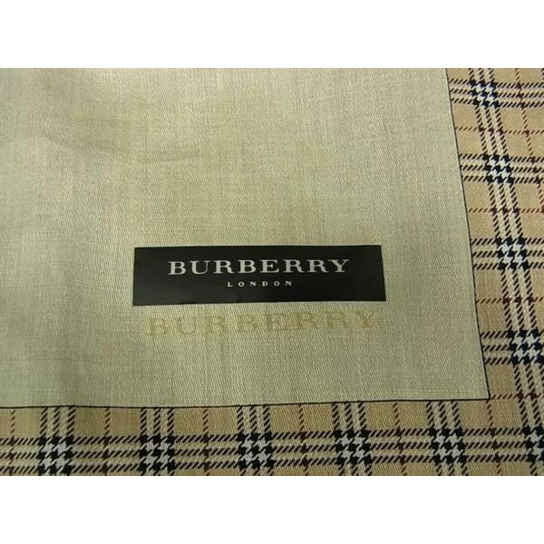 BURBERRY(バーバリー)の■極美品■ BURBERRY バーバリー ノバチェック コットン100％ スカーフ ハンカチーフ レディース メンズ ベージュ系 DD3229 レディースのファッション小物(その他)の商品写真