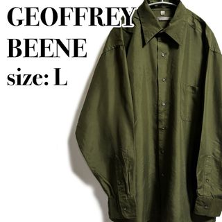 ヴィンテージ(VINTAGE)のGEOFFREYBEENE サテンシャツ ポリシャツ カーキ 海外古着(シャツ)