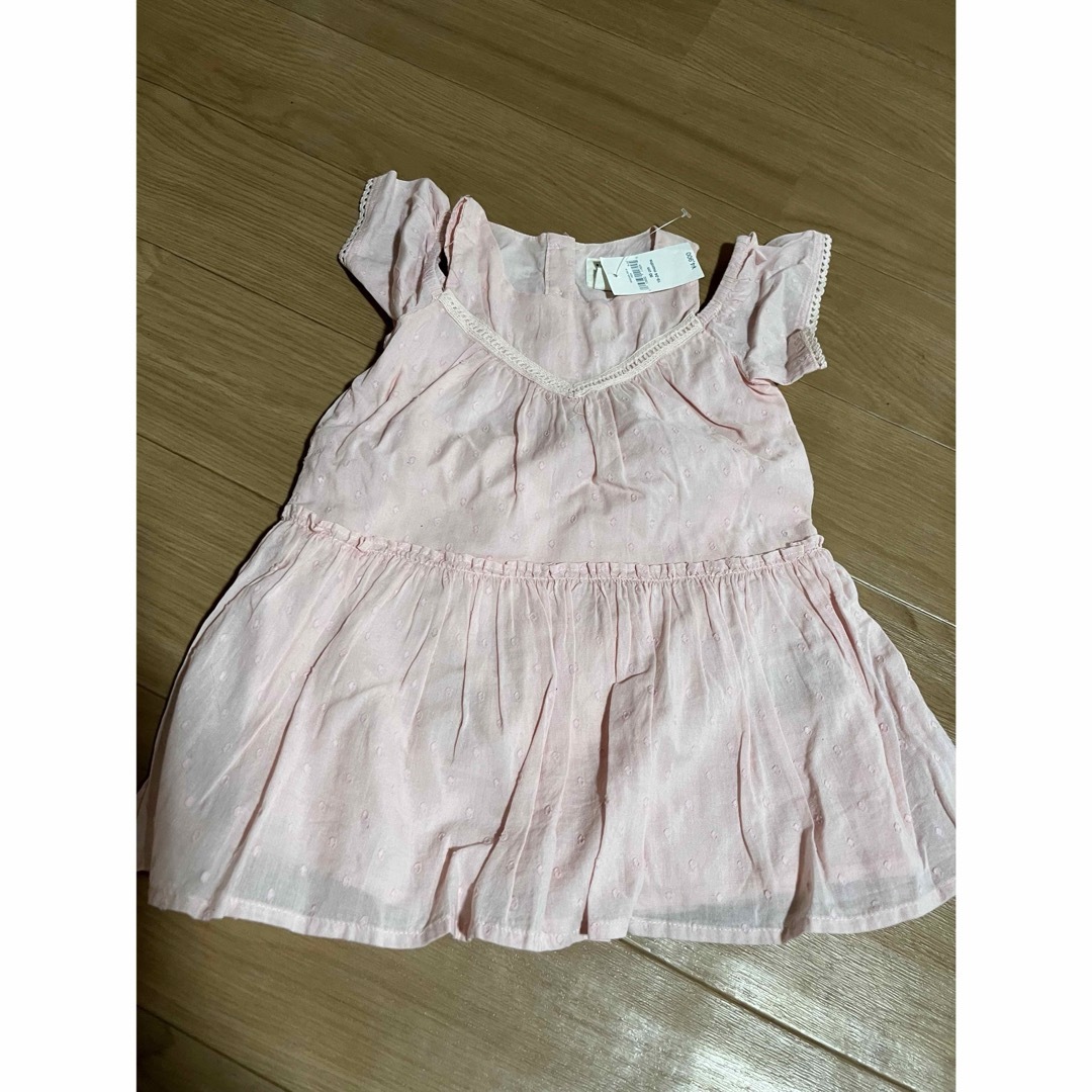 babyGAP(ベビーギャップ)のベビーギャップ　夏　女の子　90cm キッズ/ベビー/マタニティのキッズ服女の子用(90cm~)(ワンピース)の商品写真