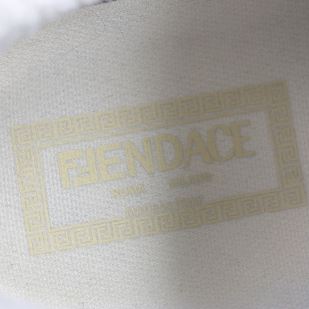 FENDI(フェンディ)の良品 FENDI フェンディ VERSACE FENDACE ヴェルサーチ フェンダーチェ 7E1538 MATCH マッチ スウェード 総柄 ローカットスニーカー ベージュ ゴールド 6 イタリア製 メンズ メンズの靴/シューズ(スニーカー)の商品写真