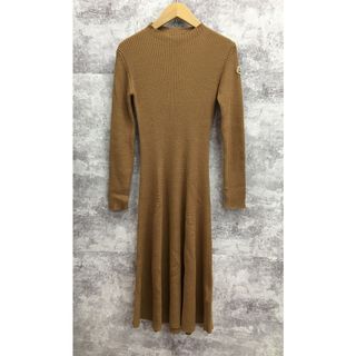 モンクレール(MONCLER)のMONCLER モンクレール BROWN RIBBD DRESS【7295-004】(ロングワンピース/マキシワンピース)