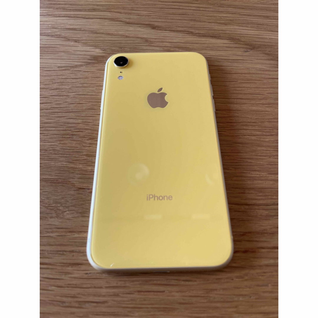 iPhone(アイフォーン)のアップル iPhoneXR 128GB イエロー softbank スマホ/家電/カメラのスマートフォン/携帯電話(スマートフォン本体)の商品写真