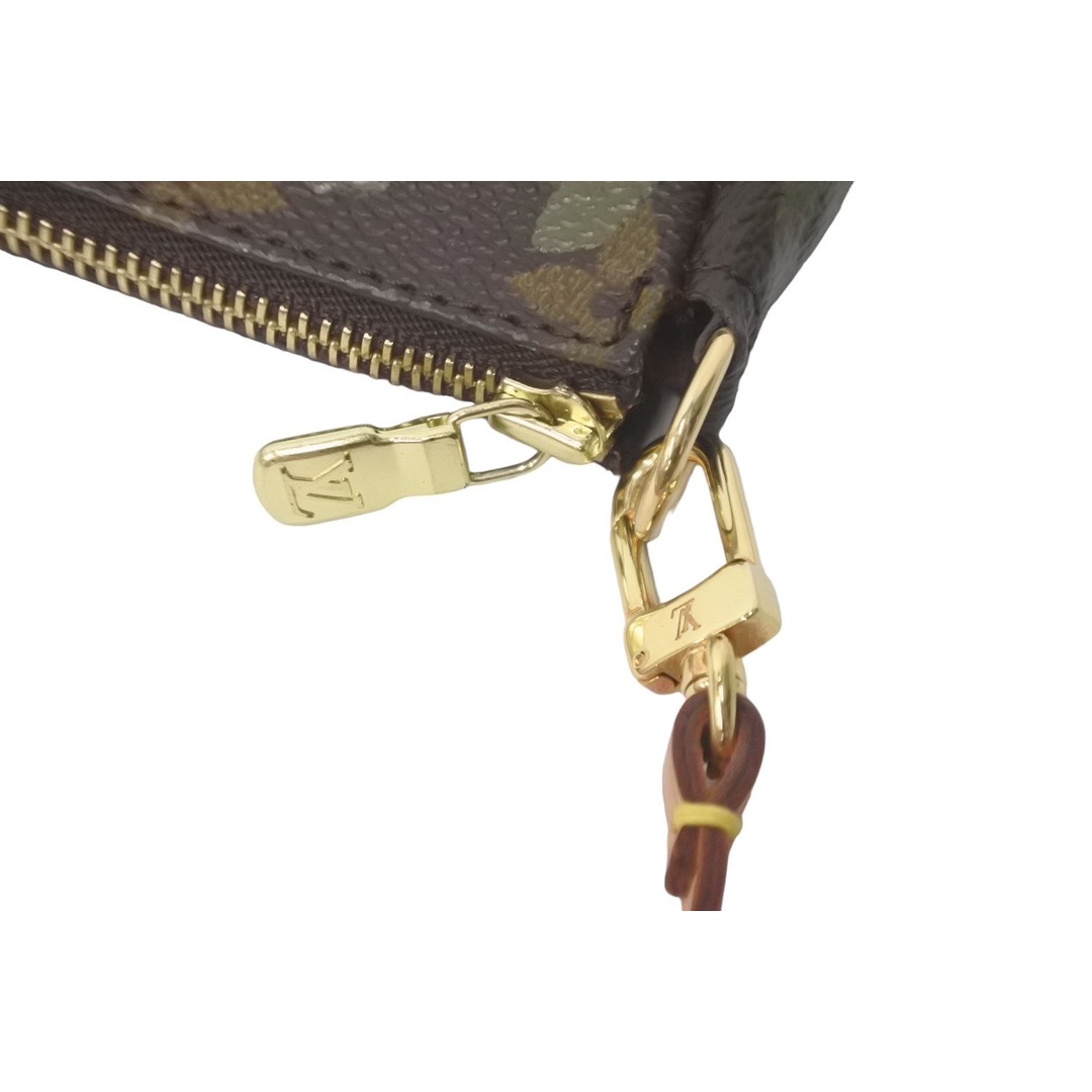 LOUIS VUITTON(ルイヴィトン)の極美品 LOUIS VUITTON ルイヴィトン アクセポ ポシェット アクセソワール M92191 モノグラムグラフィティ グリーン 中古 61212 レディースのファッション小物(ポーチ)の商品写真