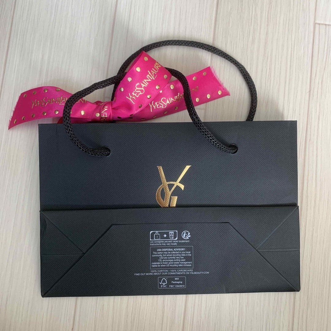 Yves Saint Laurent(イヴサンローラン)のイヴ・サンローラン ショップバッグ　袋 レディースのバッグ(ショップ袋)の商品写真