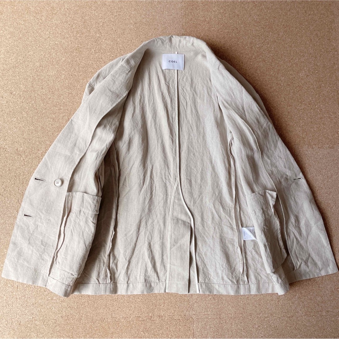 コエル リネン100% ダブルボタン テーラードジャケット 日本製 ベージュ レディースのジャケット/アウター(テーラードジャケット)の商品写真