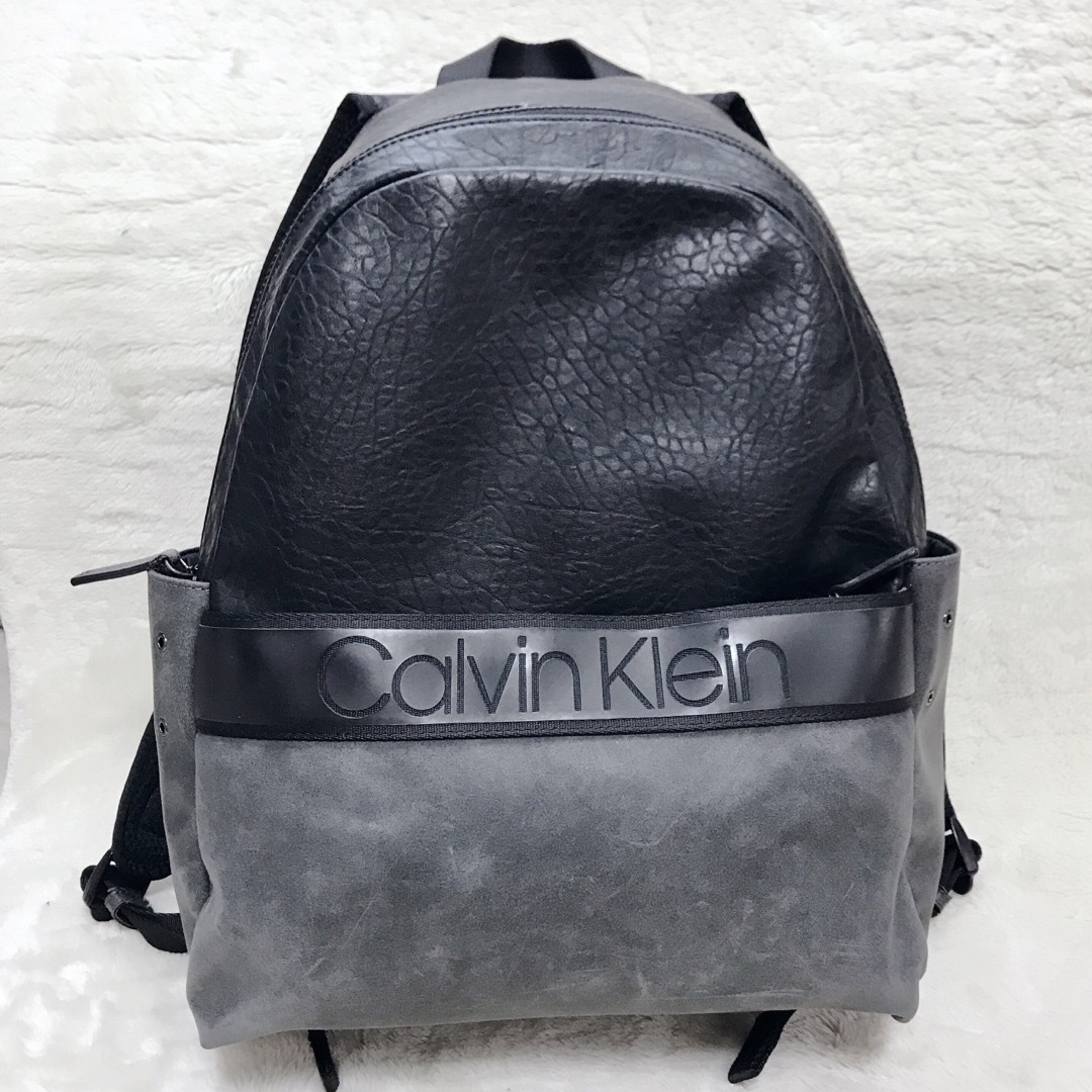 Calvin Klein(カルバンクライン)の大容量 カルバンクライン 2種切り替え レザー バックパック リュック レザー メンズのバッグ(バッグパック/リュック)の商品写真