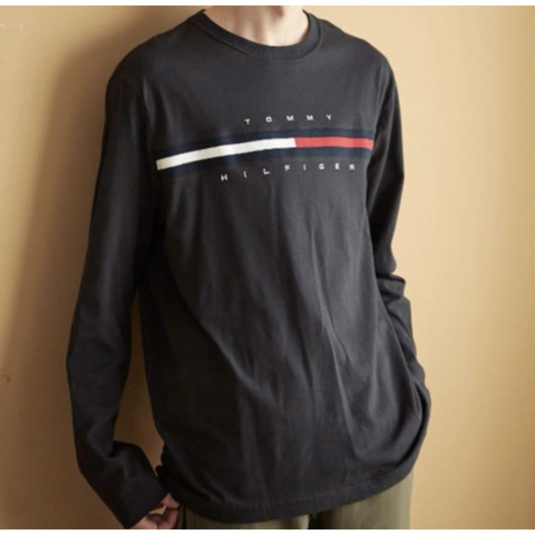 TOMMY HILFIGER(トミーヒルフィガー)のユニセックスTOMMY HILFIGERトミーヒルフィガー ロングTシャツ XL メンズのトップス(Tシャツ/カットソー(七分/長袖))の商品写真