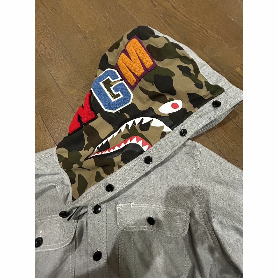 A BATHING APE(アベイシングエイプ)の＊アベイシングエイプ APE シャーク フルボタン フード長袖 ワークシャツ M メンズのトップス(シャツ)の商品写真