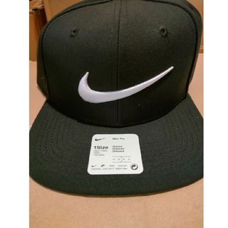 ナイキ(NIKE)のNIKE ナイキ プロ スウッシュ キャップ アジャスタブル スナップバック 黒(キャップ)