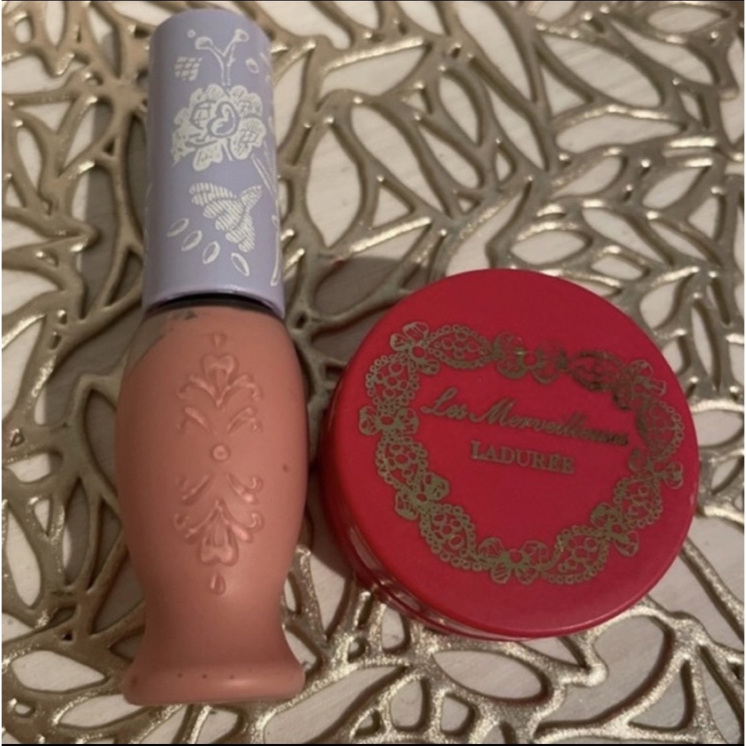 Les Merveilleuses LADUREE(レメルヴェイユーズラデュレ)のラデュレ　アイシャドウ、リップセット コスメ/美容のベースメイク/化粧品(アイシャドウ)の商品写真