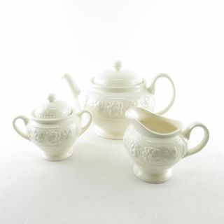 ウェッジウッド(WEDGWOOD)のWEDGWOOD ウェッジウッド フェスティビティアイボリー ティーポット シュガーポット クリーマー 3点 セット 茶器 砂糖 ミルク 白 SU6125B3 (その他)