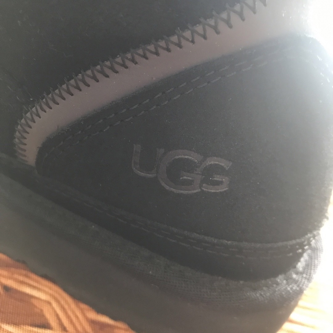 UGG(アグ)の【極美品】 UGG Highmel ハイカットスニーカー 26cm レディース レディースの靴/シューズ(スニーカー)の商品写真