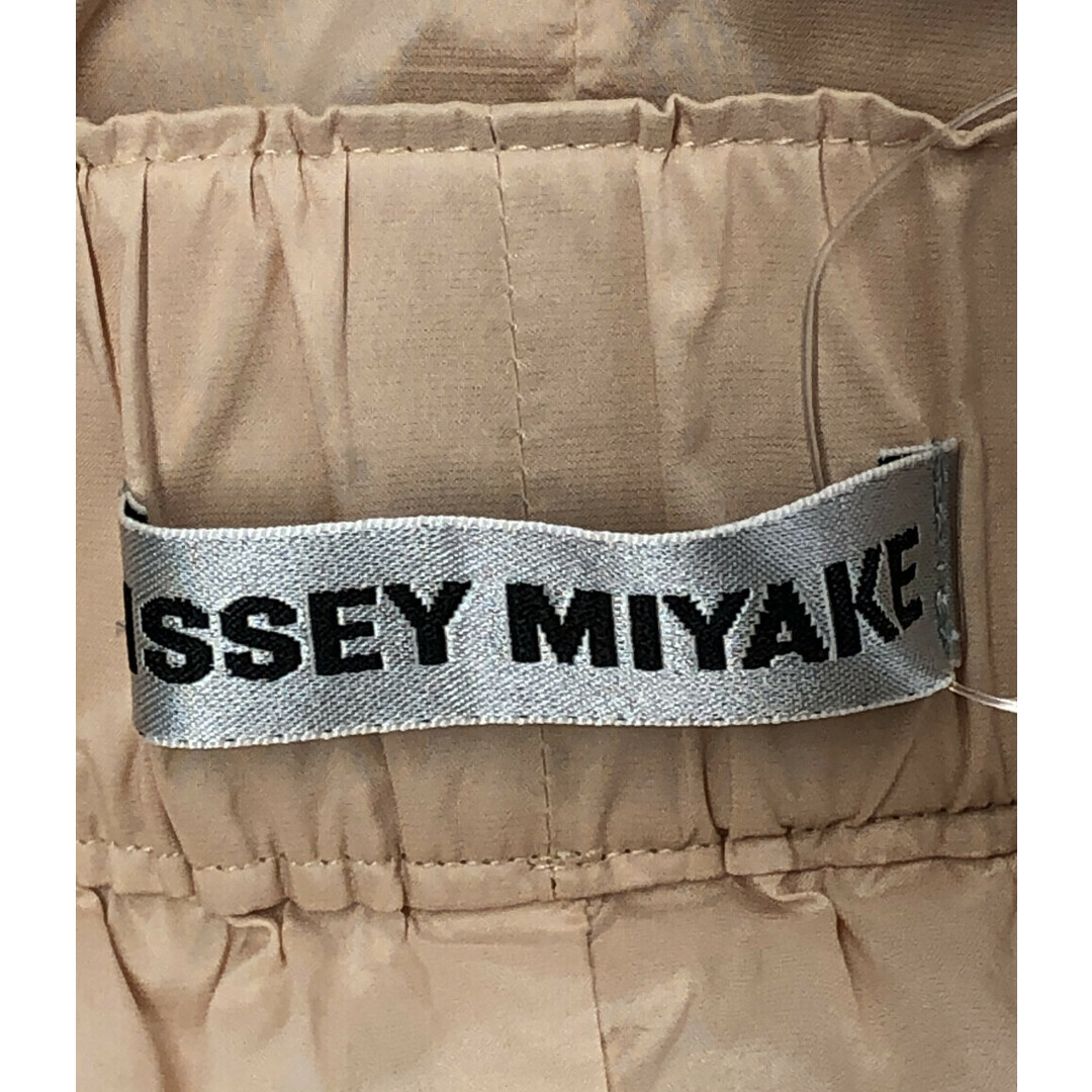 ISSEY MIYAKE(イッセイミヤケ)の美品 イッセイミヤケ AIRBORNEロングパンツ レディース 1 レディースのパンツ(カジュアルパンツ)の商品写真