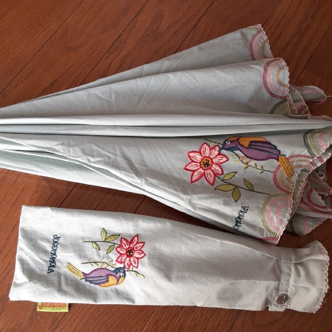 Jocomomola(ホコモモラ)のホコモモラ 鳥柄 刺繍 日傘 折りたたみ傘 レディースのファッション小物(傘)の商品写真
