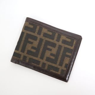 フェンディ(FENDI)の【FENDI】フェンディ ズッカ柄 二つ折り財布 ブラウン/md15994ar(折り財布)