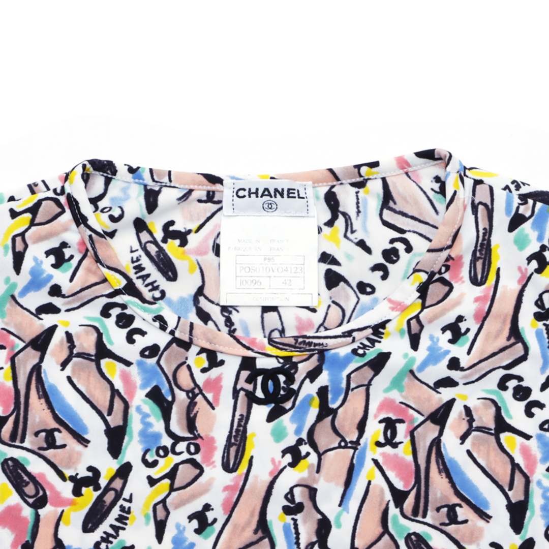 CHANEL(シャネル)のシャネル CHANEL ココマーク パンプス柄 P95 半袖Ｔシャツ レディースのトップス(Tシャツ(半袖/袖なし))の商品写真