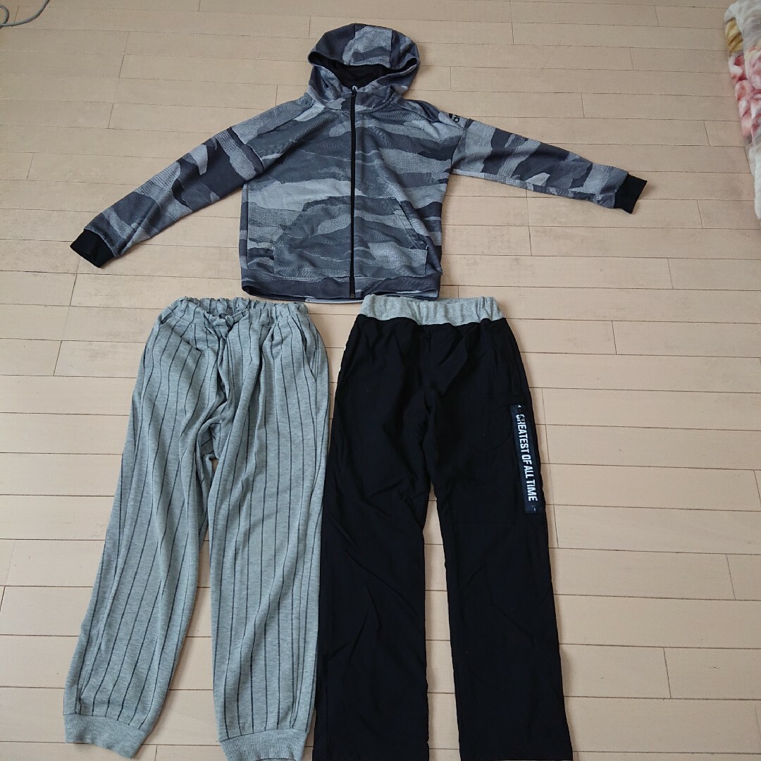 adidas(アディダス)のまとめ売り140センチ キッズ/ベビー/マタニティのキッズ服男の子用(90cm~)(その他)の商品写真