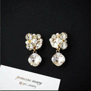 大粒クリスタル♡贅沢スワロフスキーbijouピアス(ピアス)