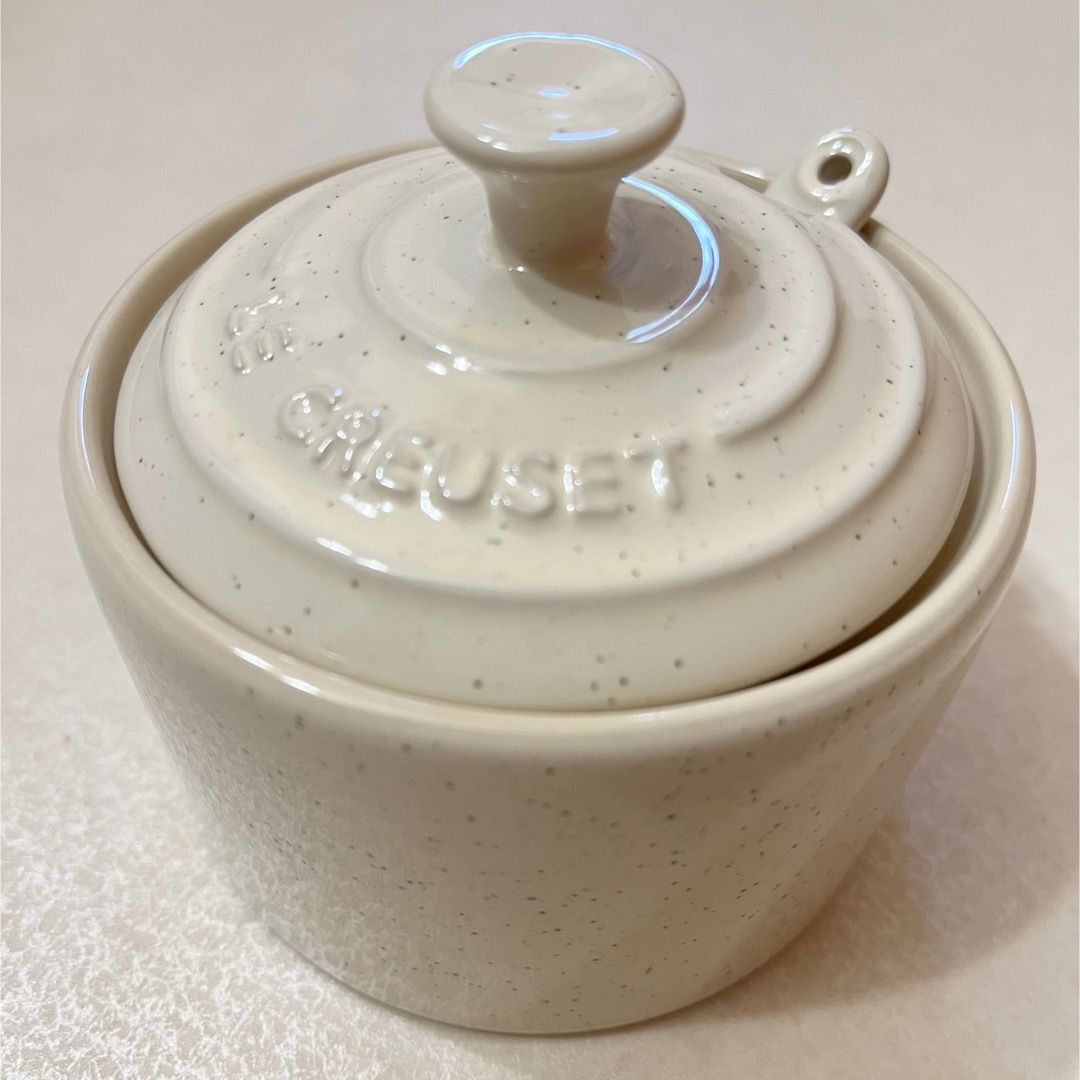 LE CREUSET(ルクルーゼ)のルクルーゼ シュガーポット スパイス 調味料 カフェ 砂糖 レア  インテリア/住まい/日用品のキッチン/食器(食器)の商品写真