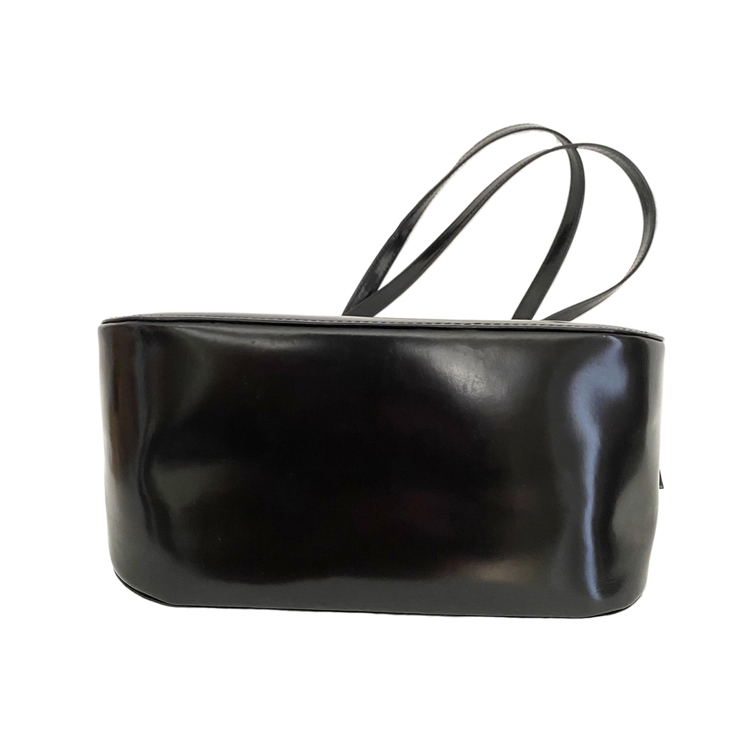 VERSACE(ヴェルサーチ)の【一点物】ヴェルサーチ　ヴィンテージ　メデューサ　　レザーショルダーバッグ　黒　 レディースのバッグ(ショルダーバッグ)の商品写真