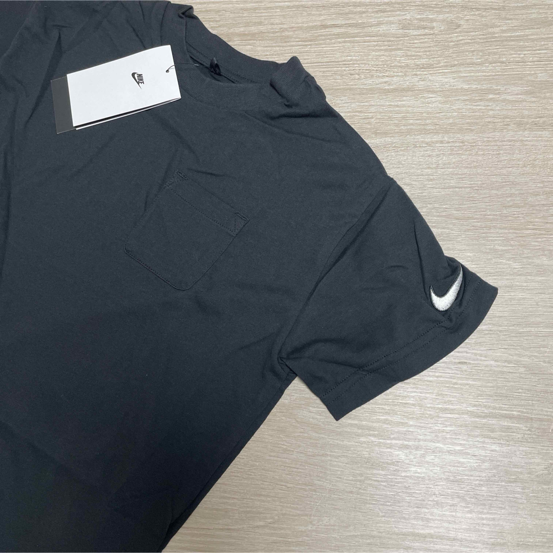 NIKE(ナイキ)の新品★定価3850円★NIKE★半袖tシャツ★ブラック★男女兼用★キッズ★150 キッズ/ベビー/マタニティのキッズ服女の子用(90cm~)(Tシャツ/カットソー)の商品写真