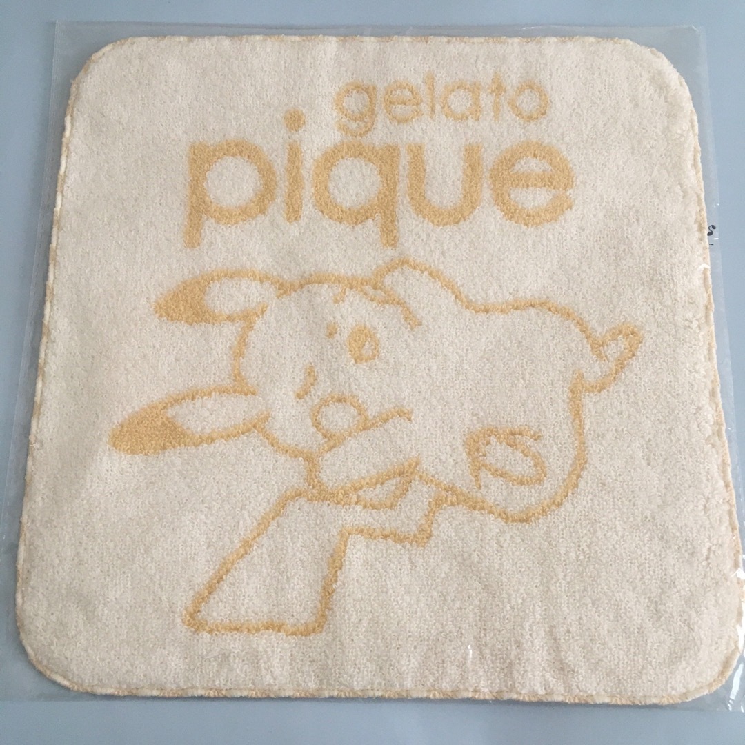 gelato pique(ジェラートピケ)のジェラートピケ×ポケモンスリープ♡ピカチュウ♡ハンドタオル♡ エンタメ/ホビーのアニメグッズ(タオル)の商品写真