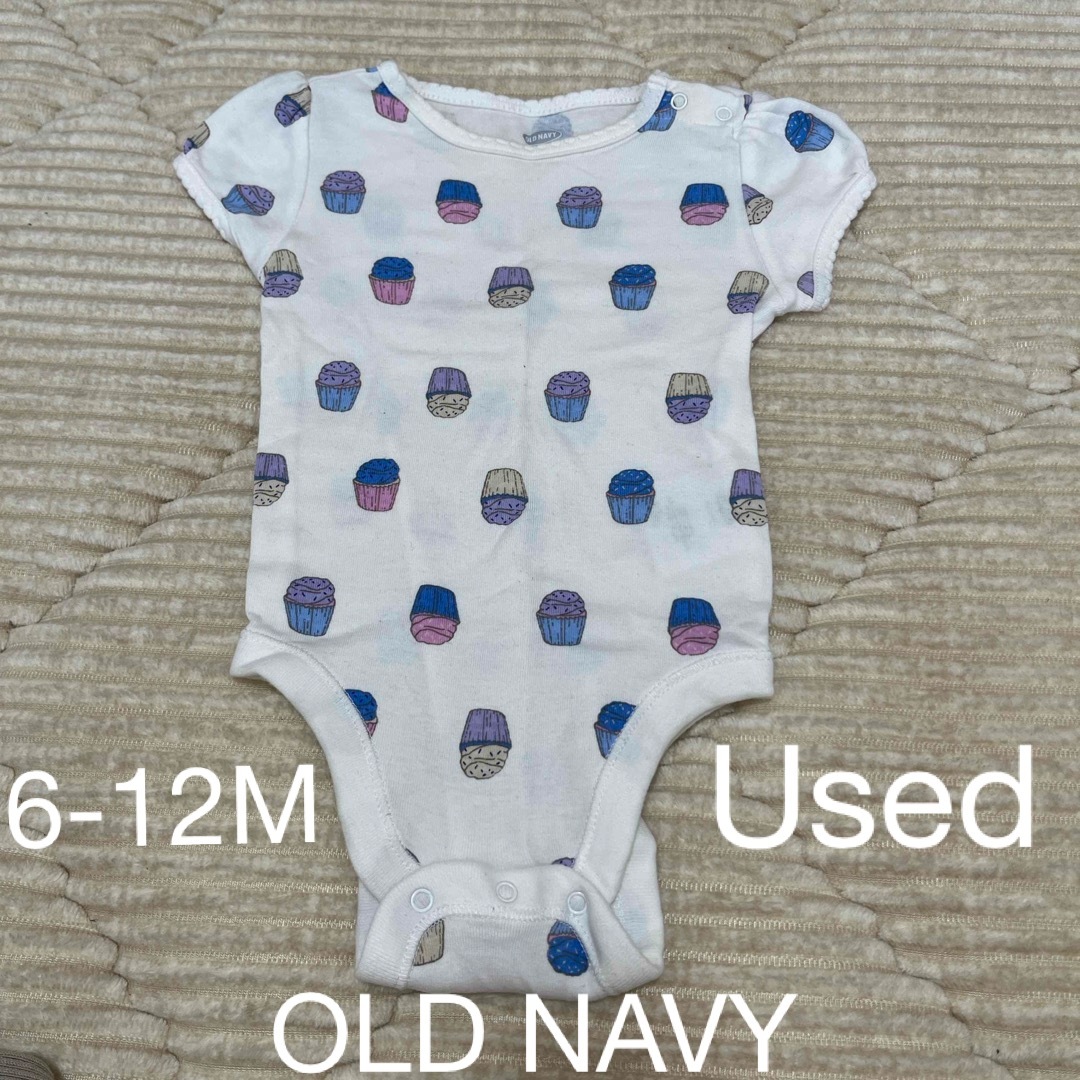 Old Navy(オールドネイビー)のオールドネイビー　ロンパース　6-12M 中古 キッズ/ベビー/マタニティのベビー服(~85cm)(ロンパース)の商品写真