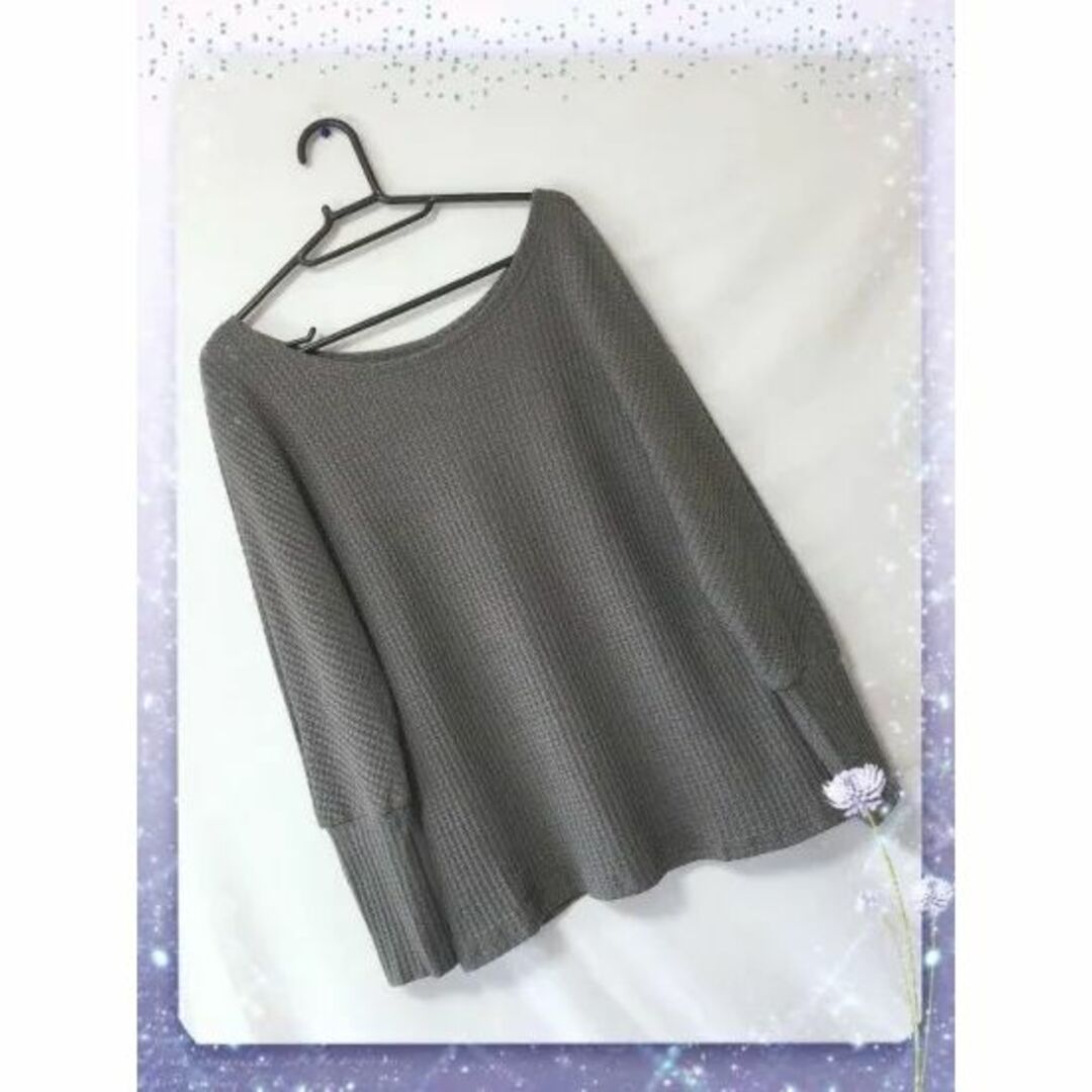 新品☆シンプルゆるトップス　グレー　Ｍ レディースのトップス(カットソー(長袖/七分))の商品写真