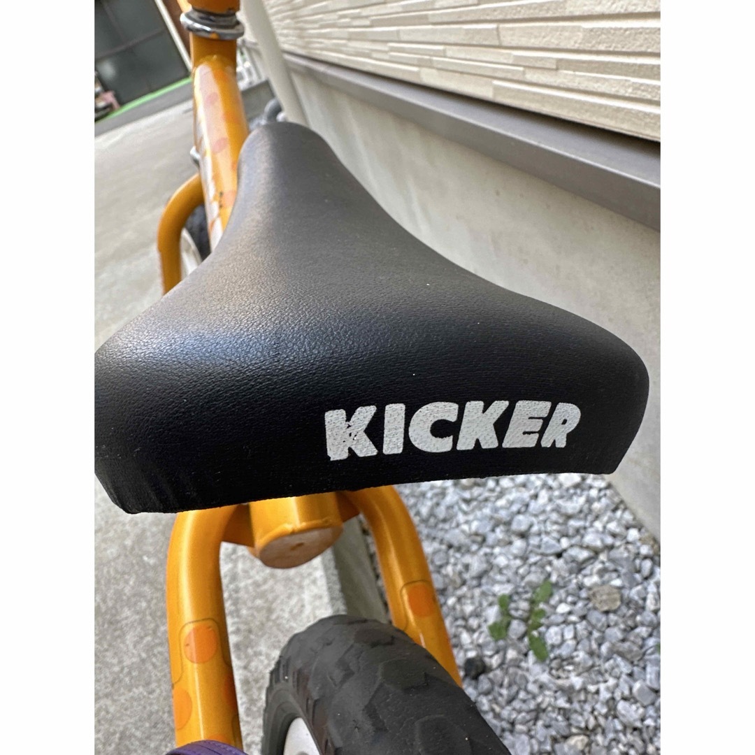 【早い者勝ち！】ストライダー　Kicker  オレンジ キッズ/ベビー/マタニティの外出/移動用品(自転車)の商品写真