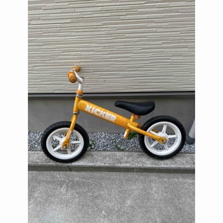 【早い者勝ち！】ストライダー　Kicker  オレンジ(自転車)
