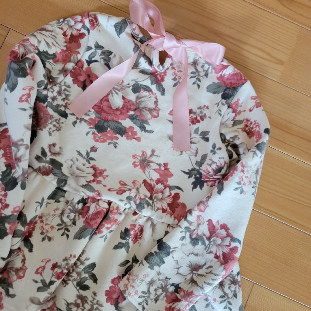 GAP(ギャップ)のGAP Bee GUなど 120cm6点セット キッズ/ベビー/マタニティのキッズ服女の子用(90cm~)(Tシャツ/カットソー)の商品写真