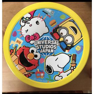 キティ　ミニオン　SNOOPY エルモ　お菓子缶(その他)