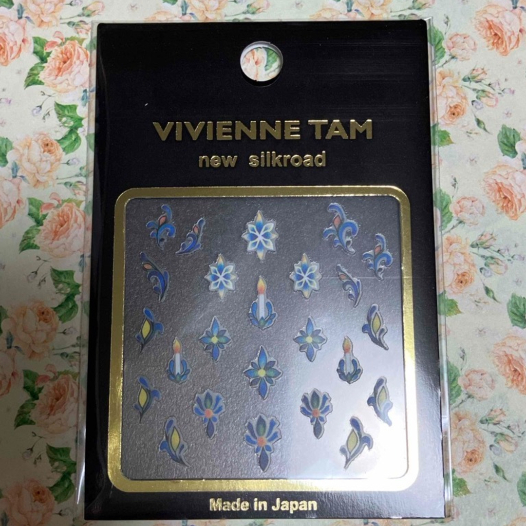 VIVIENNE TAM(ヴィヴィアンタム)のネイルシール　ブルー　VIVIENNE TAM ヴィヴィアンタム コスメ/美容のネイル(ネイル用品)の商品写真