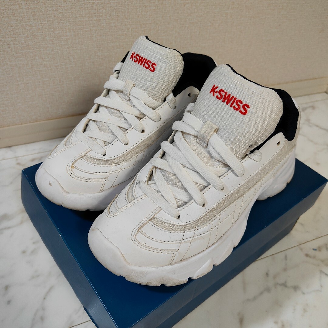 K-SWISS(ケースイス)のK-SWISS ケースイス レディース ローカットスニーカー ホワイト 厚底 レディースの靴/シューズ(スニーカー)の商品写真