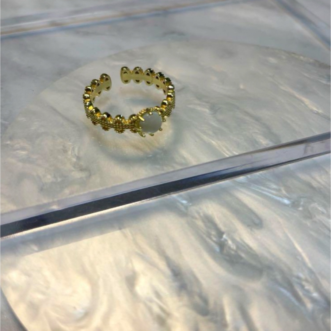 パール リング ゴールド サイズフリー レディースのアクセサリー(リング(指輪))の商品写真