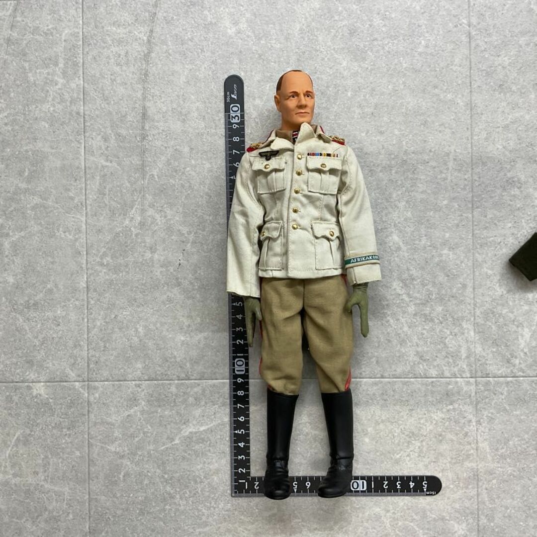 Hot Toys ホットトイズ WW II COLLECTIONS コレクションズ ドイツ軍 砂漠の狐 エルヴィンロンメル エンタメ/ホビーのフィギュア(ミリタリー)の商品写真